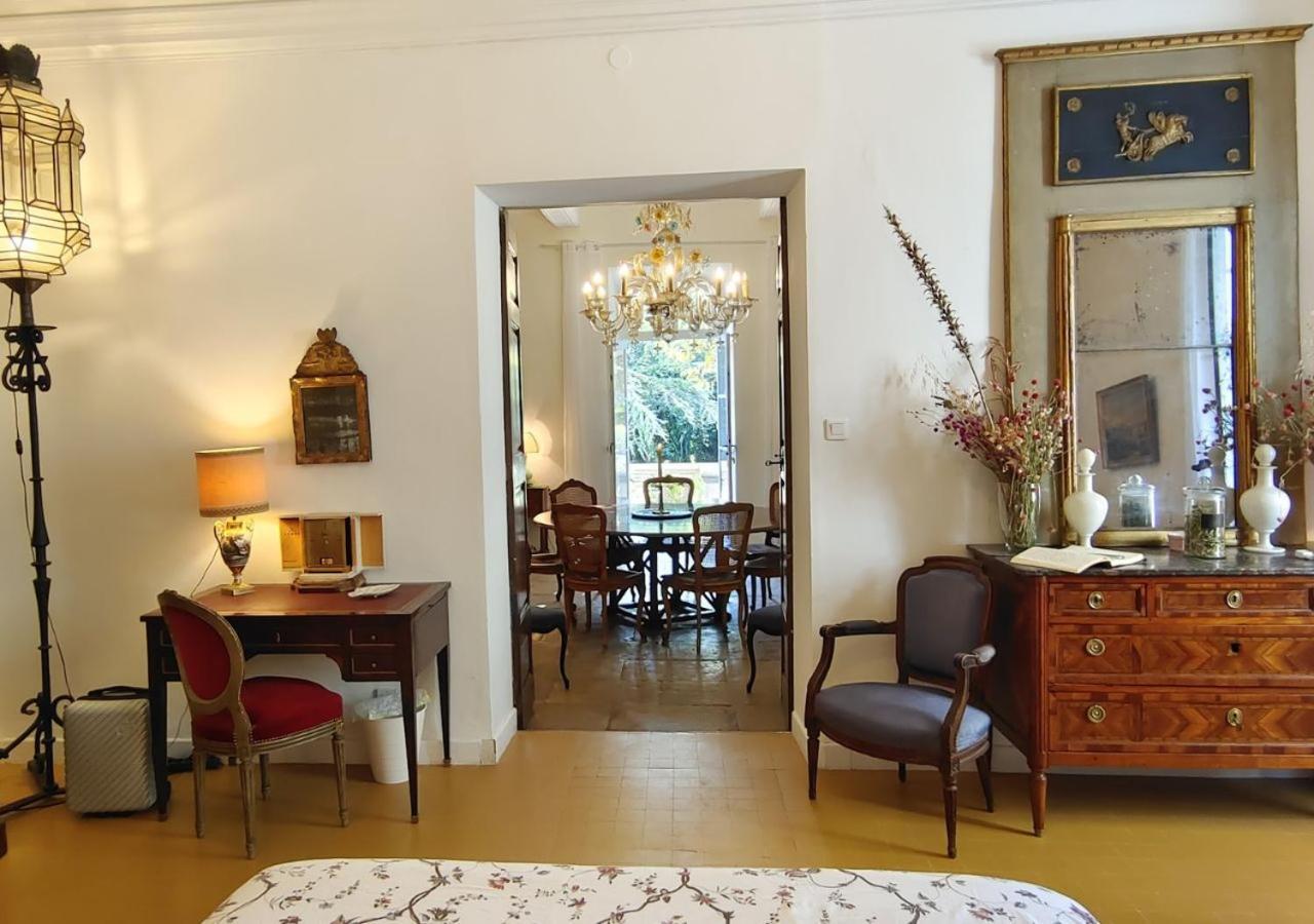 Rue Du Chateau A Cabrieres D'Avignon Bed & Breakfast Exterior photo