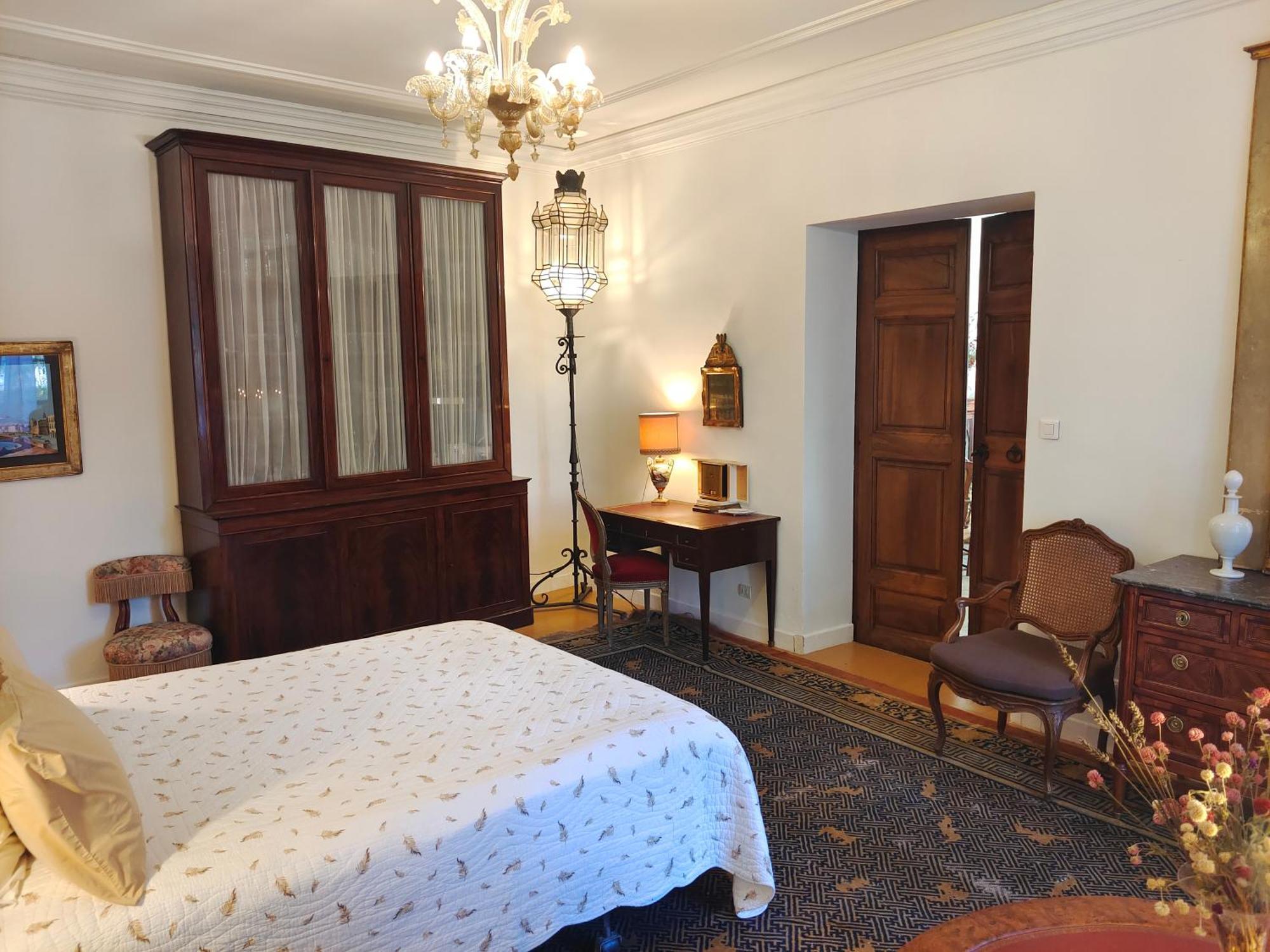 Rue Du Chateau A Cabrieres D'Avignon Bed & Breakfast Exterior photo