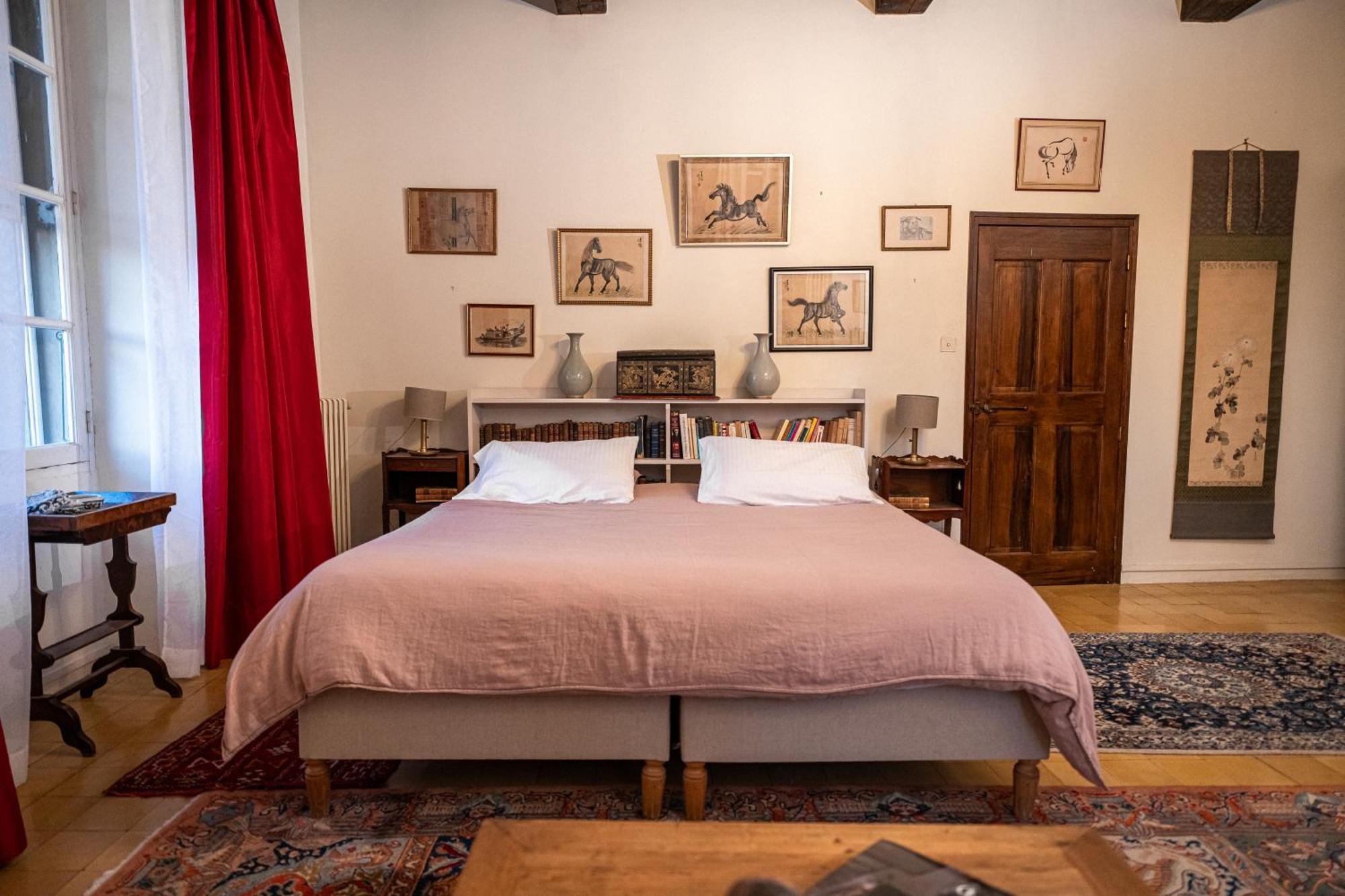 Rue Du Chateau A Cabrieres D'Avignon Bed & Breakfast Exterior photo